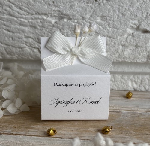 Świeca sojowa w etui – podziękowanie dla gości.