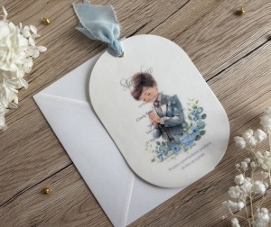 Owalne zaproszenie na Pierwszą Komunię Świętą dla chłopca