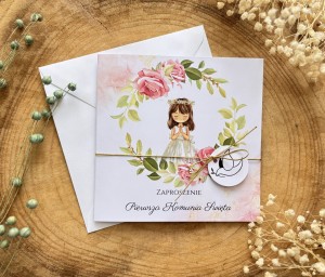 Zaproszenie na komunię  wianuszek z dziewczynką